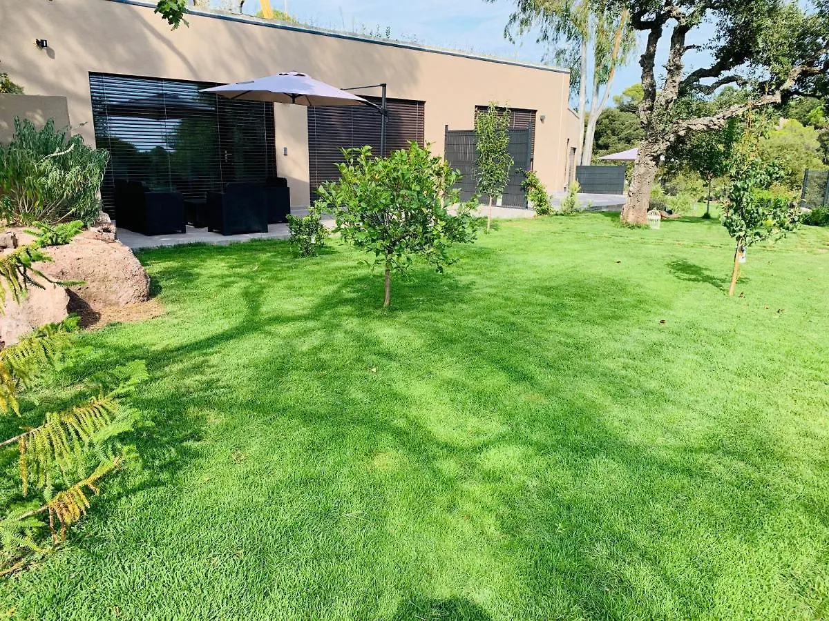 La Balma - 4 Appartements Avec Jardin En Maison Passive De Plain Pied A Frejus-Saint-Raphael